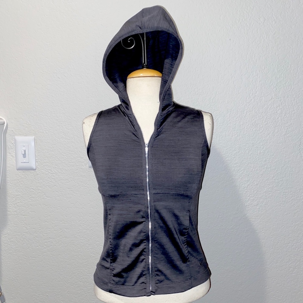 Nike hooded zip up